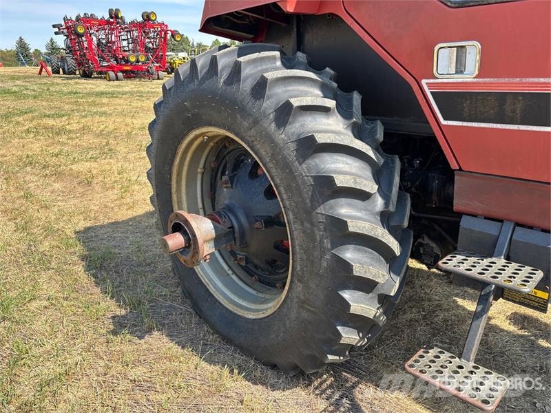 International 5088 2WD Tractor الجرارات