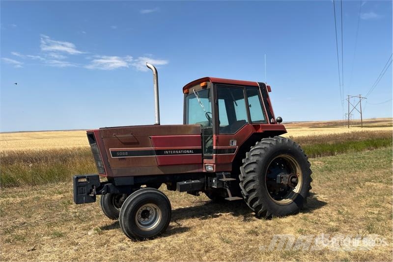 International 5088 2WD Tractor الجرارات