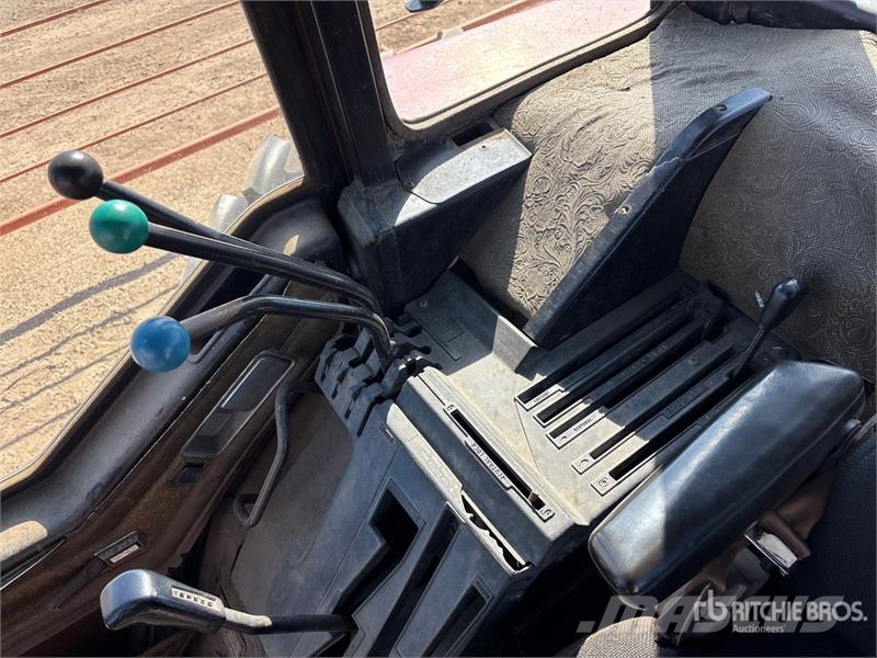 International 5488 2WD Tractor Трактори