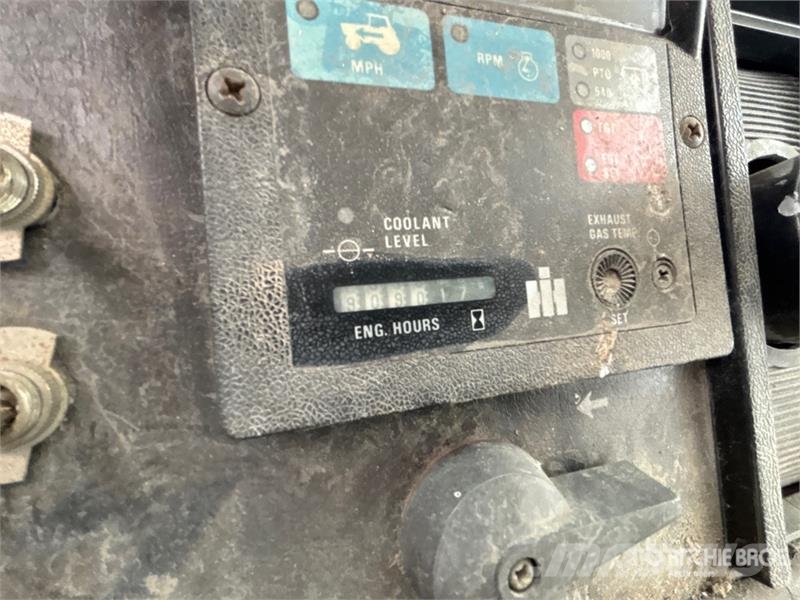 International 5488 2WD Tractor Traktorit