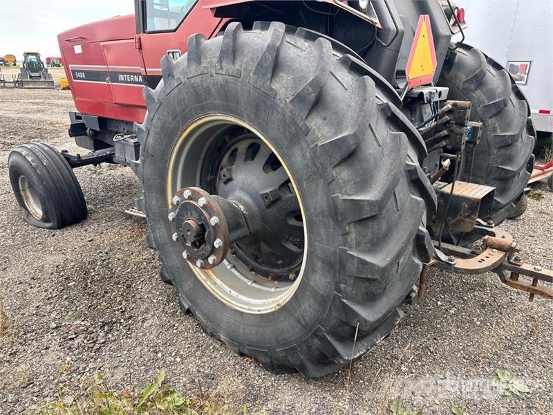 International 5488 2WD Tractor Traktorit
