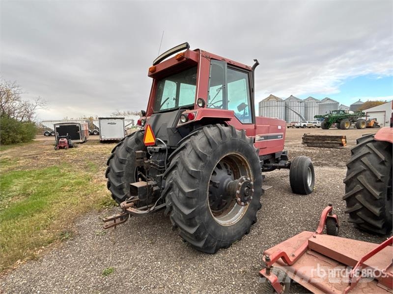 International 5488 2WD Tractor Traktorit