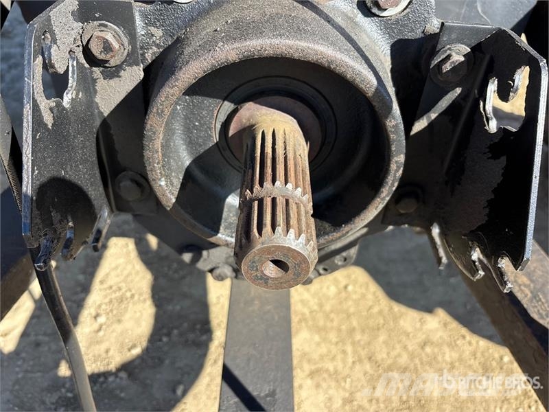International 5488 2WD Tractor Трактори