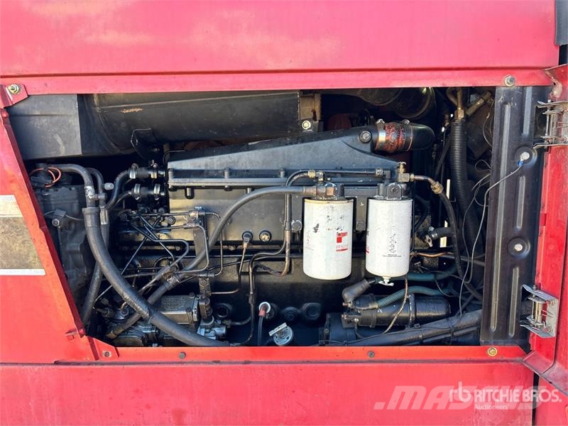 International 5488 2WD Tractor Трактори