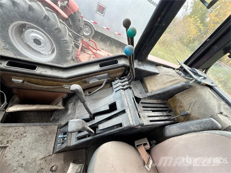 International 5488 2WD Tractor Traktorit