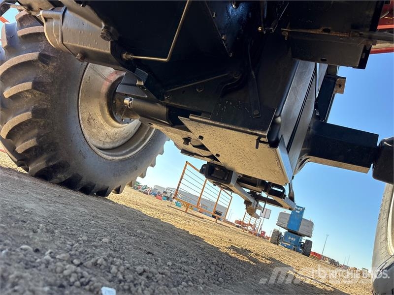 International 5488 2WD Tractor Трактори