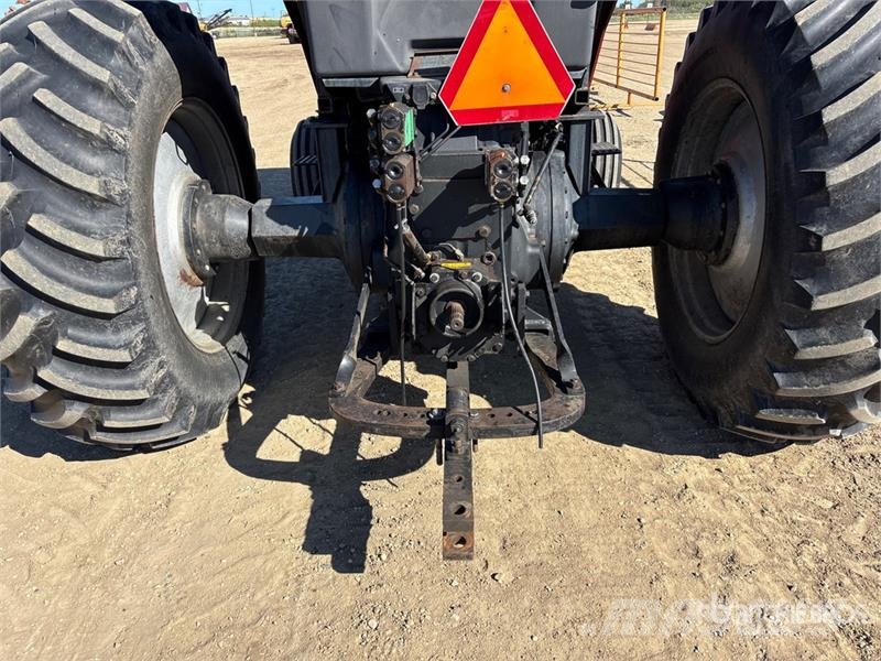 International 5488 2WD Tractor Трактори