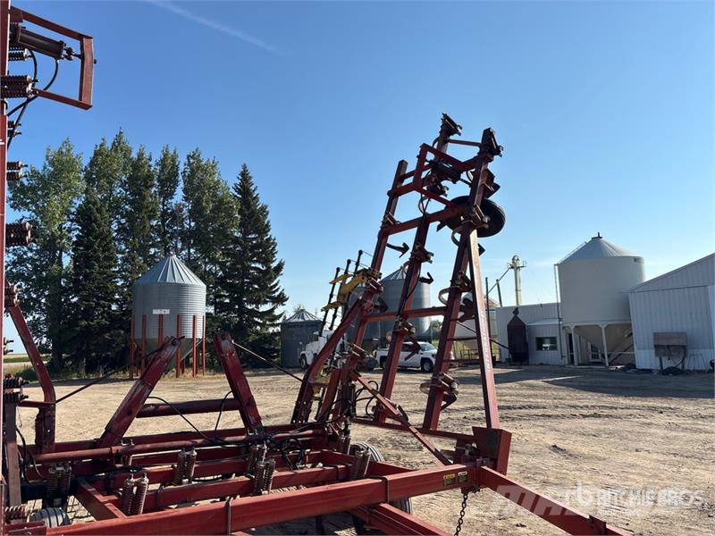 International 55 35 ft Chisel Plow Beitelploeg