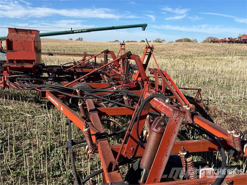 International 55 36 ft Cultivator Cultivatoren