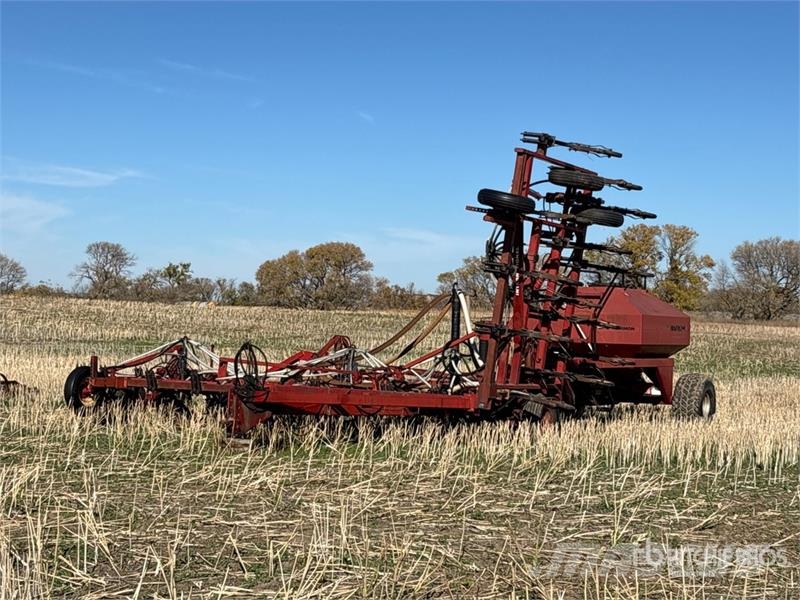 International 5500 33 ft Air Seeder Sembradoras
