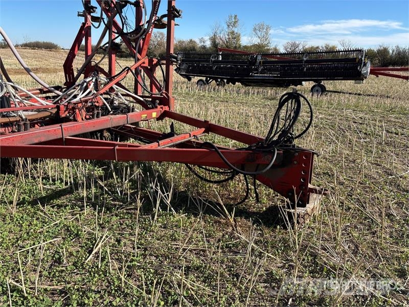 International 5500 33 ft Air Seeder Sembradoras