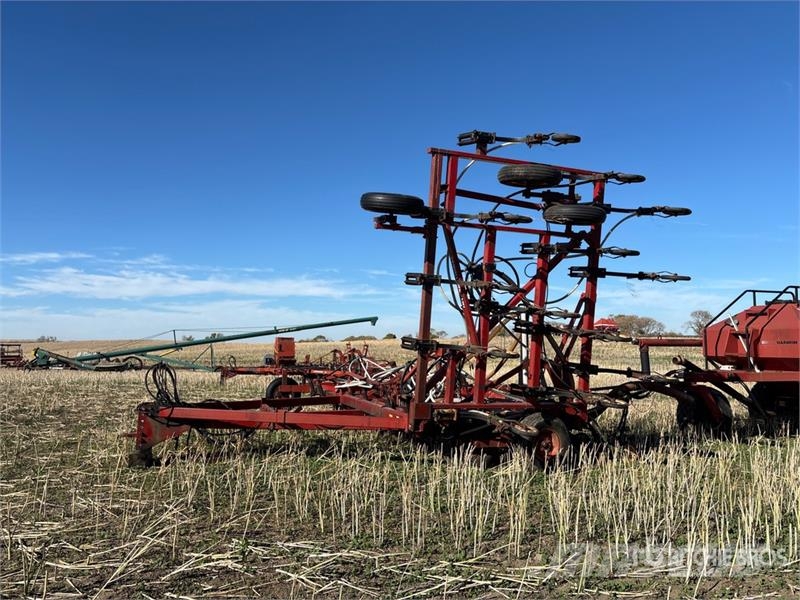 International 5500 33 ft Air Seeder Sembradoras
