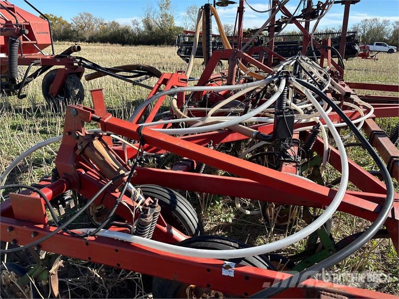 International 5500 33 ft Air Seeder Sembradoras
