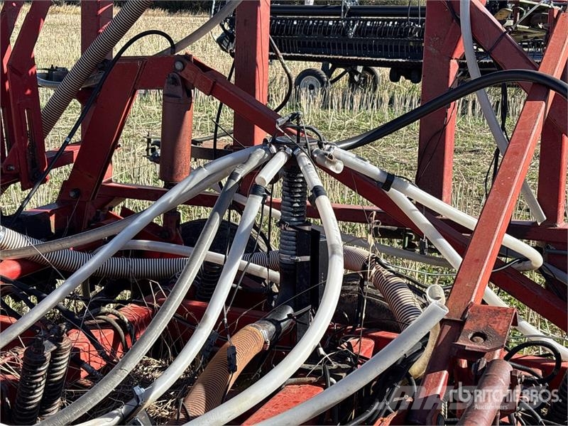 International 5500 33 ft Air Seeder Sembradoras