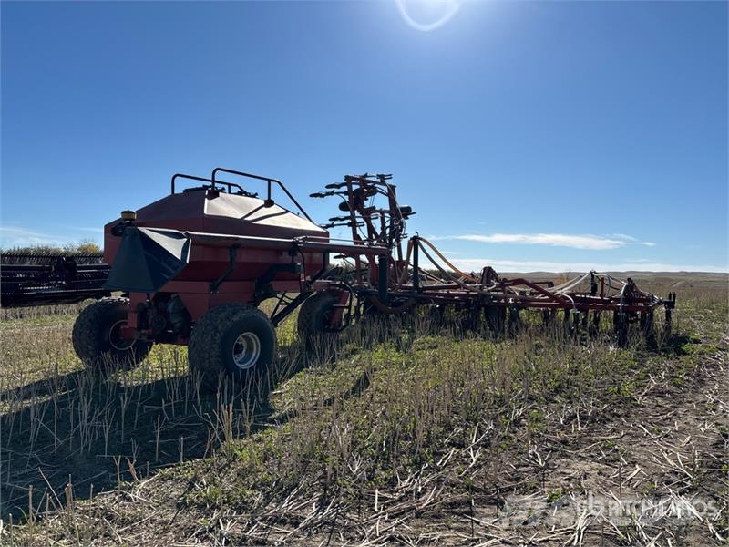International 5500 33 ft Air Seeder Sembradoras