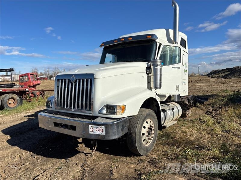 International 5900 Кабини