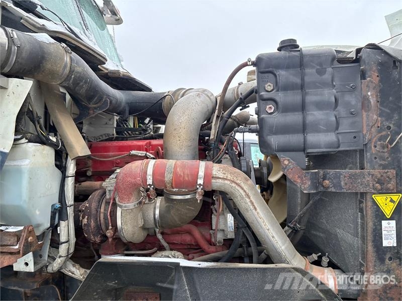 International 5900i 6x4 Fuel Truck Tankbiler