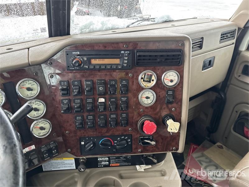International 5900i 6x4 Fuel Truck Tankbiler