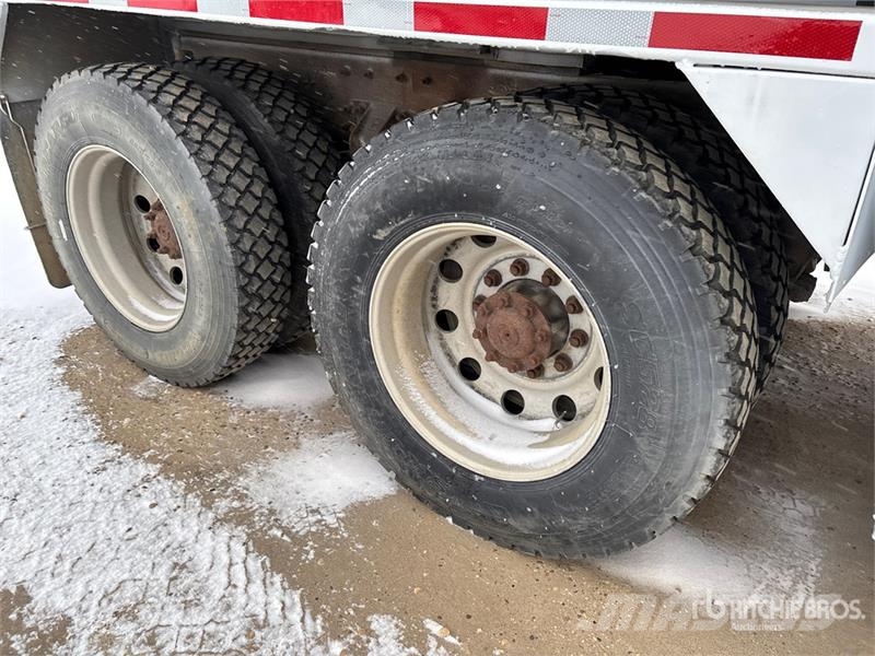 International 5900i 6x4 Fuel Truck Tankbiler