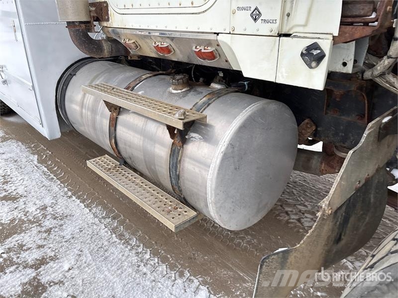 International 5900i 6x4 Fuel Truck Tankbiler