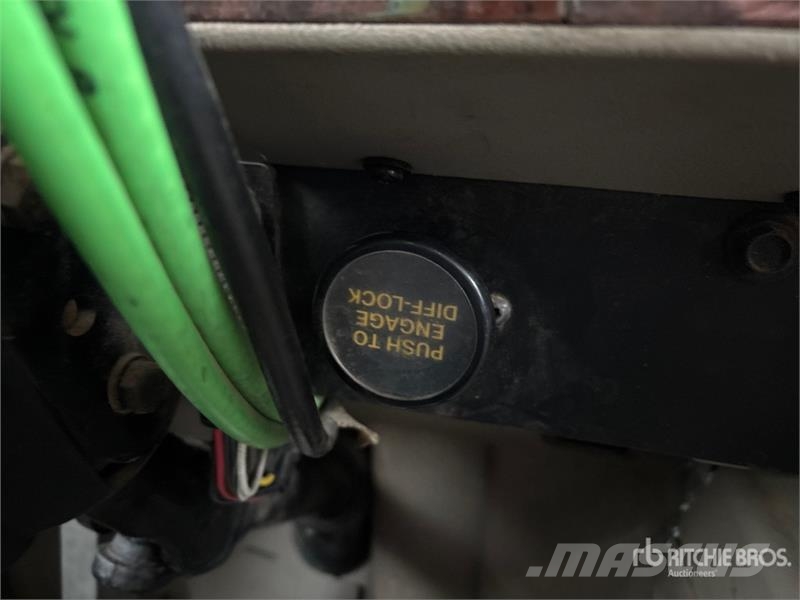 International 5900i 6x4 Fuel Truck Tankbiler
