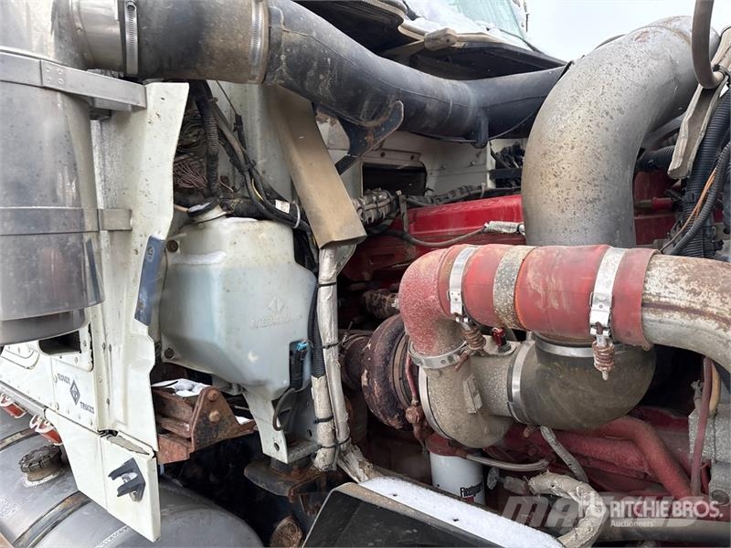 International 5900i 6x4 Fuel Truck Tankbiler