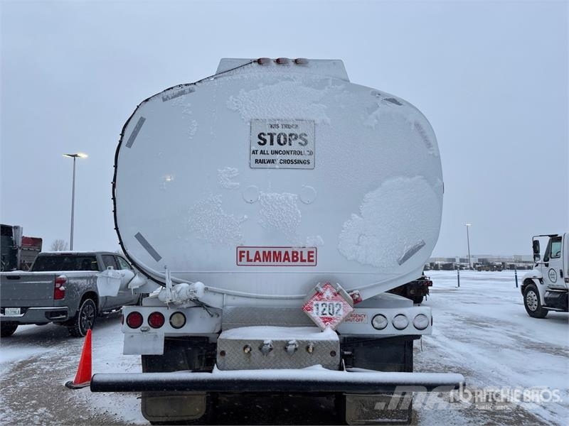 International 5900i 6x4 Fuel Truck Tankbiler