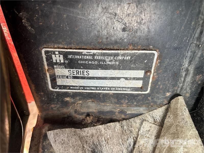 International 6588 Articulated 4WD Tractor Сельхозтехника - Другие