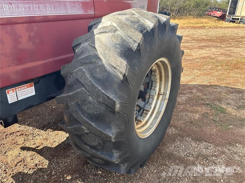 International 6588 Articulated 4WD Tractor Сельхозтехника - Другие