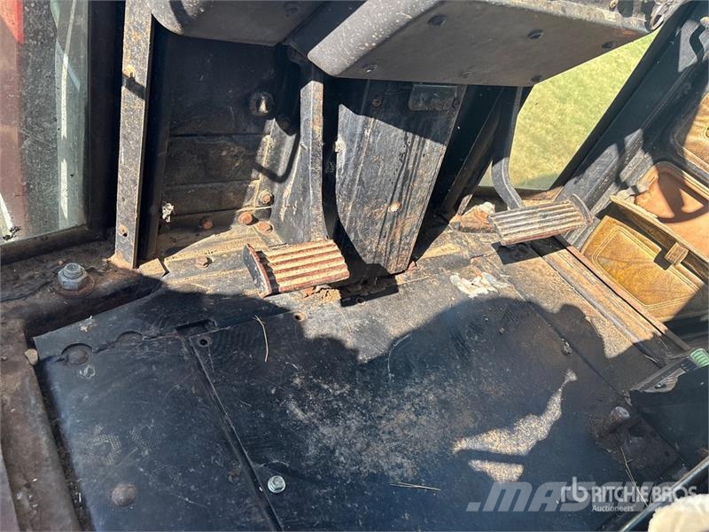 International 6588 Articulated 4WD Tractor Сельхозтехника - Другие