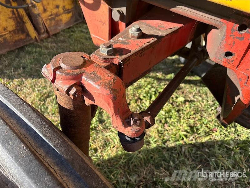 International 674 2WD Tractor Tratores Agrícolas usados