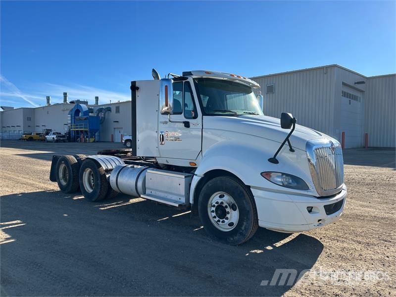 International 6x4 T/A Day Cab Truck Tractor Sattelzugmaschinen