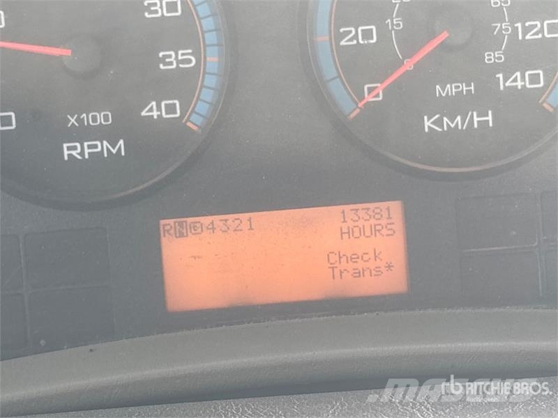 International 7000 Самоскиди