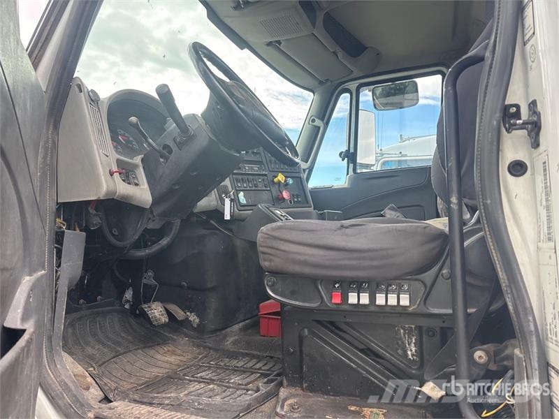 International 7000 Самоскиди