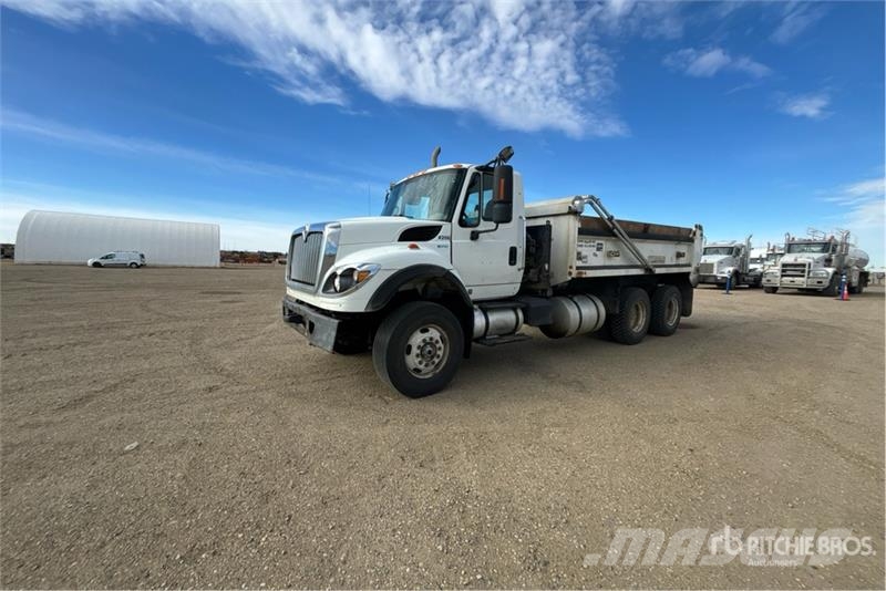 International 7000 Самоскиди