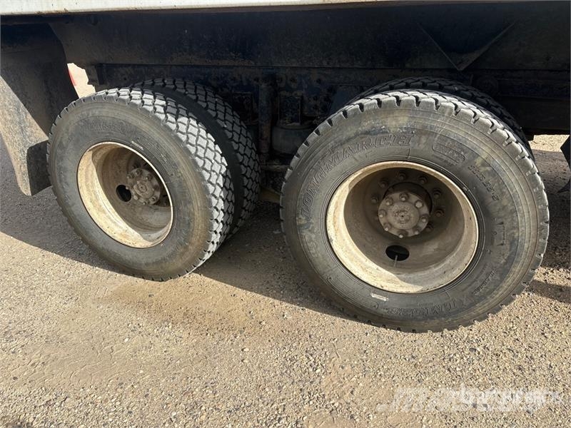 International 7000 Самоскиди