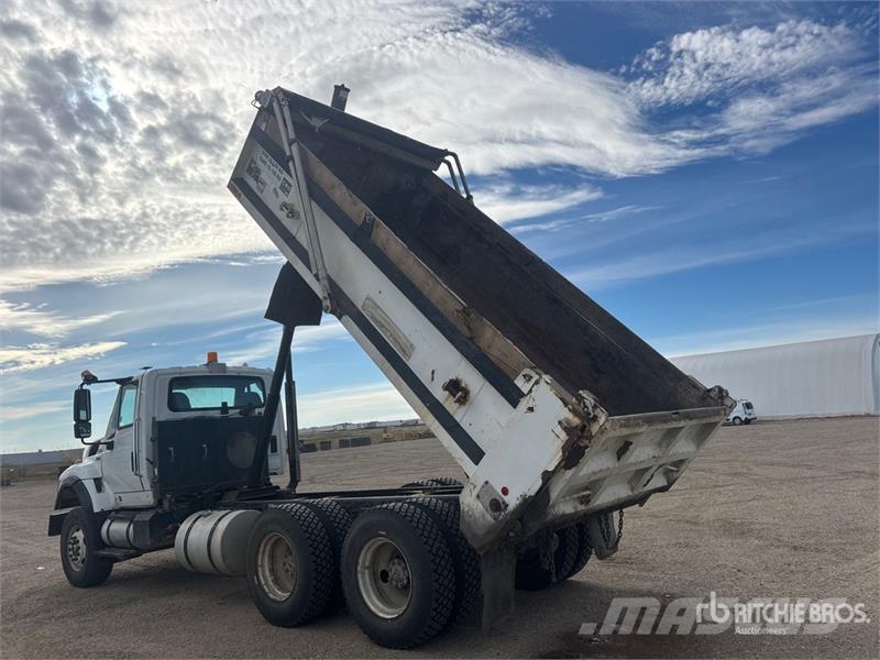 International 7000 Самоскиди
