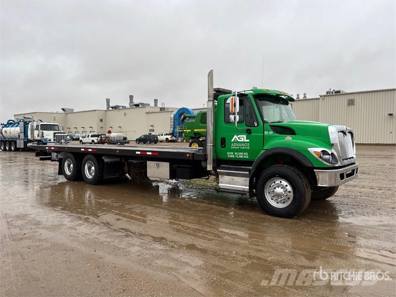 International 7000 6x4 Rollback Truck مركبات إصلاح الأعطال