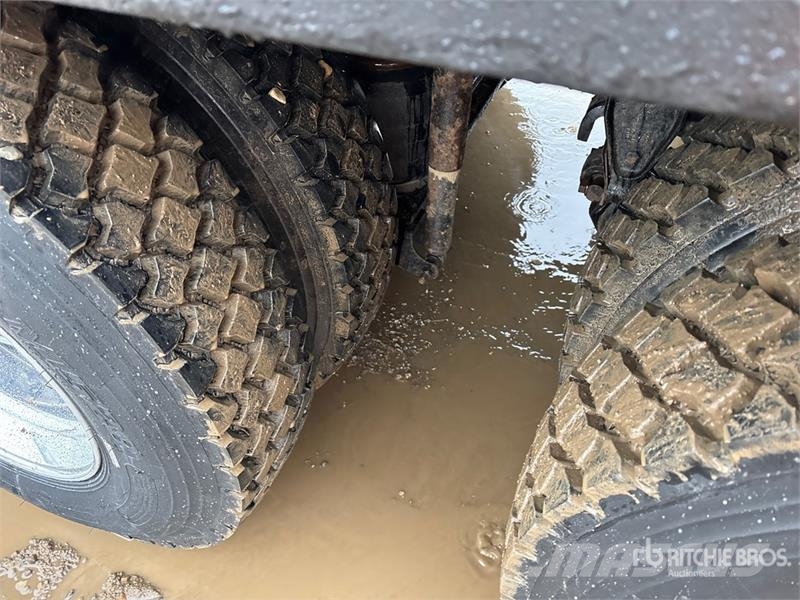 International 7000 6x4 Rollback Truck مركبات إصلاح الأعطال