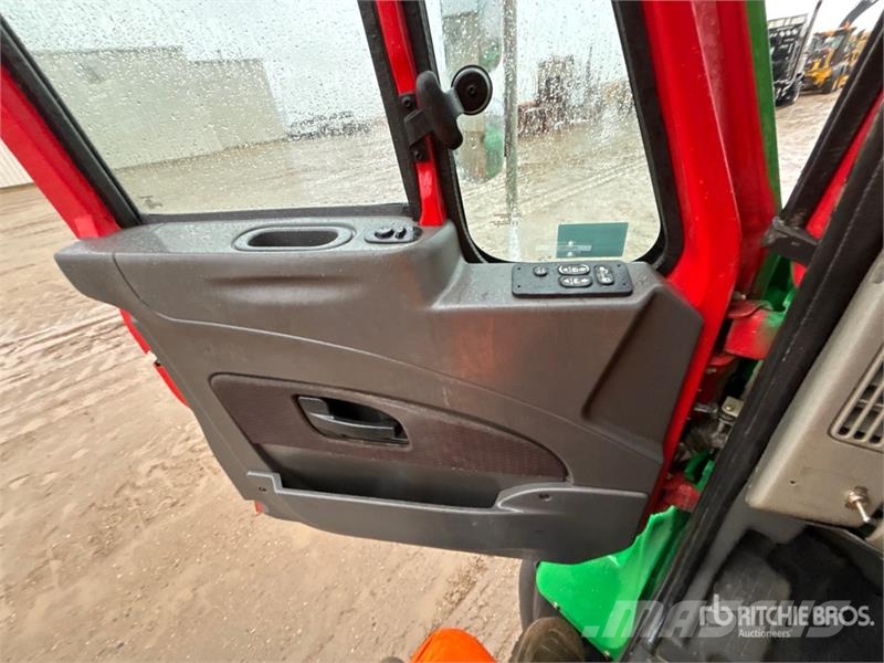 International 7000 6x4 Rollback Truck مركبات إصلاح الأعطال