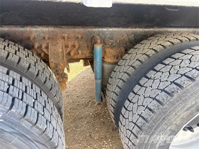 International 7400 Tippbil