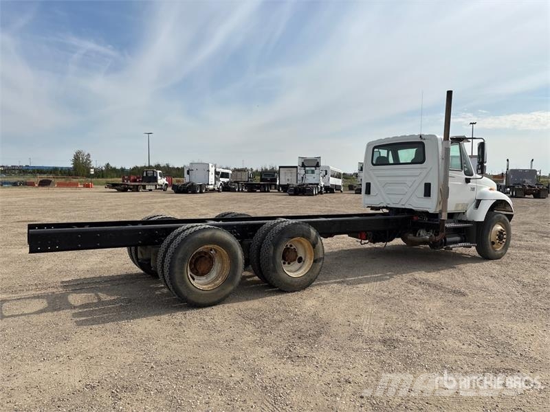 International 7400 Kabine i unutrašnjost