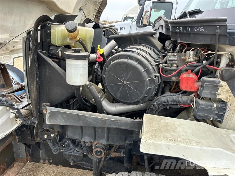 International 7400 SBA 4x2 Snow Plow Truck Municipal/vehicul cu uz general