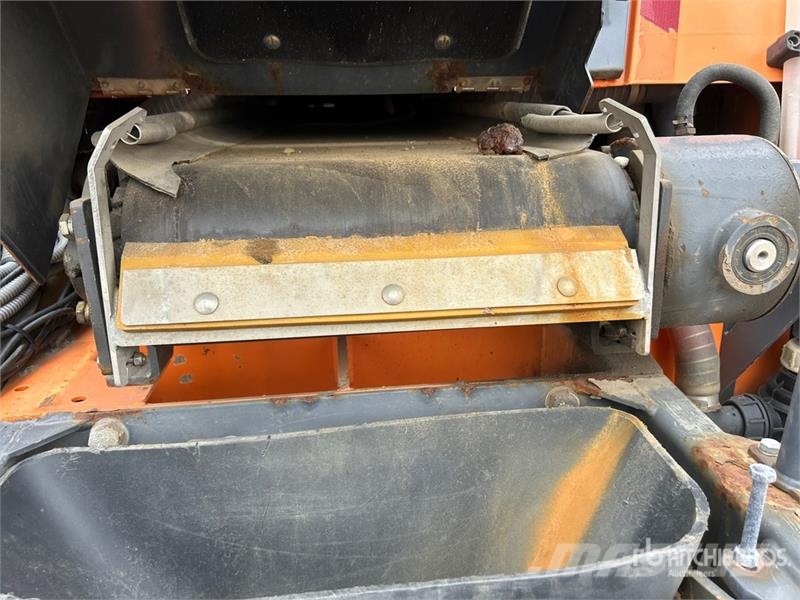 International 7400 SBA 4x2 Snow Plow Truck Municipal/vehicul cu uz general
