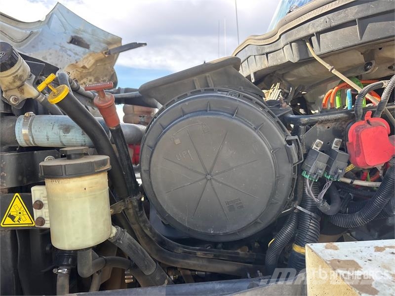 International 7500 Kipper