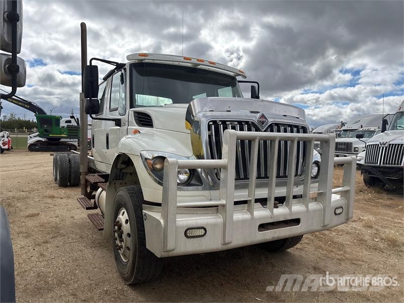International 7500 Kabíny a interiér