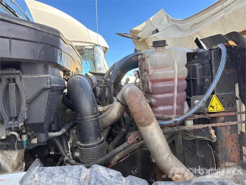 International 7500 Kipper
