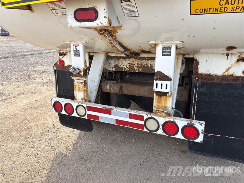 International 7500SBA 6x4 Waste Collection Truck Camion poubelle