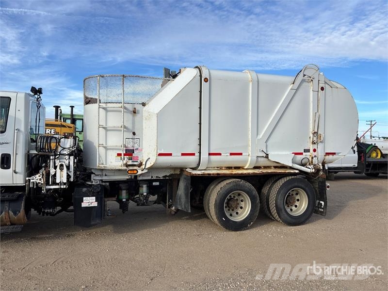 International 7500SBA 6x4 Waste Collection Truck Camion poubelle