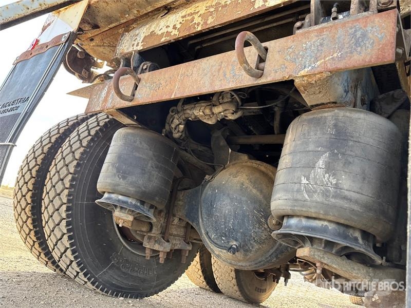 International 7500SBA 6x4 Waste Collection Truck Camion poubelle